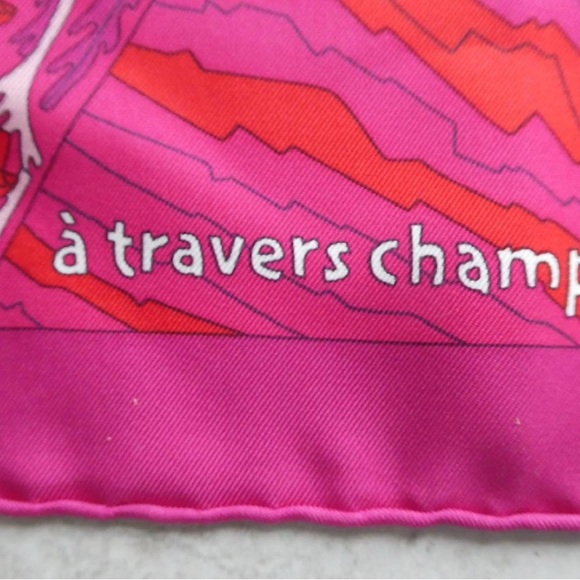 HERMES Silk “A Travers Champs” Scarf in Fuchsia, Rouge and Rose - Picture 3 of 3